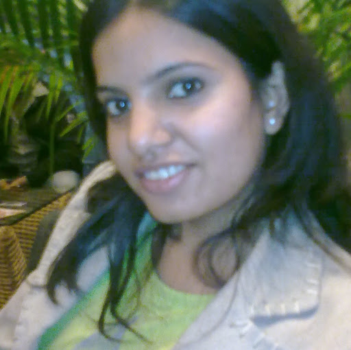 Charul Saini Photo 5