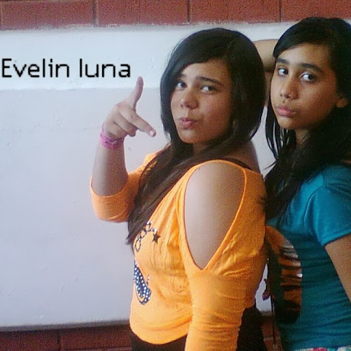 Evelyn Luna Photo 28