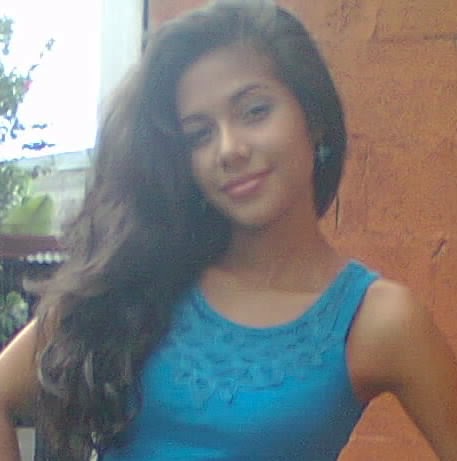 Evelin Molina Photo 16