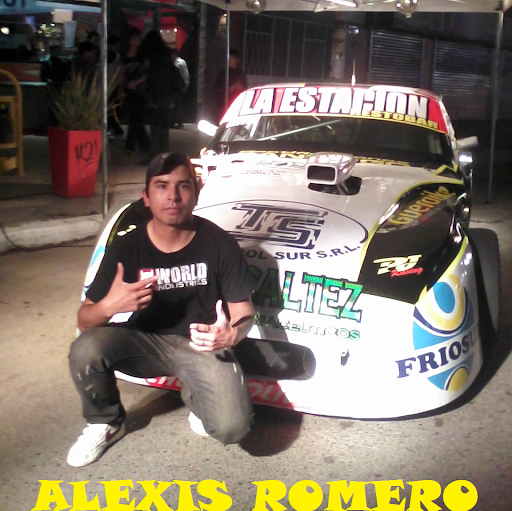 Alexis Romero Photo 21