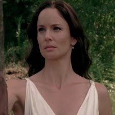 Lori Grimes Photo 33