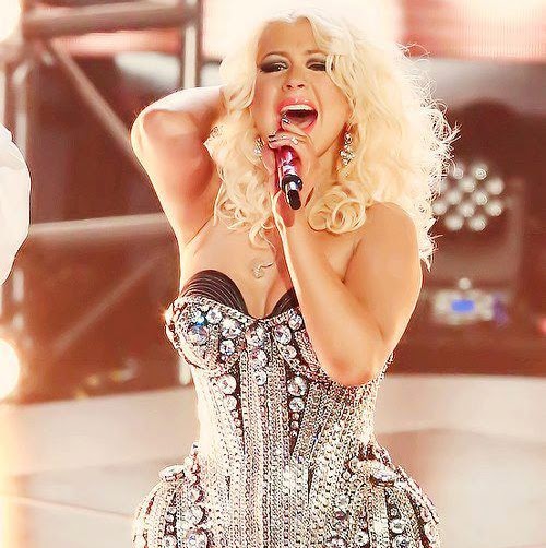 Christina Aguilera Photo 35