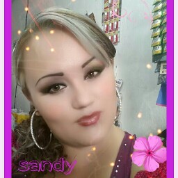 Sandy Gonzalez Photo 14